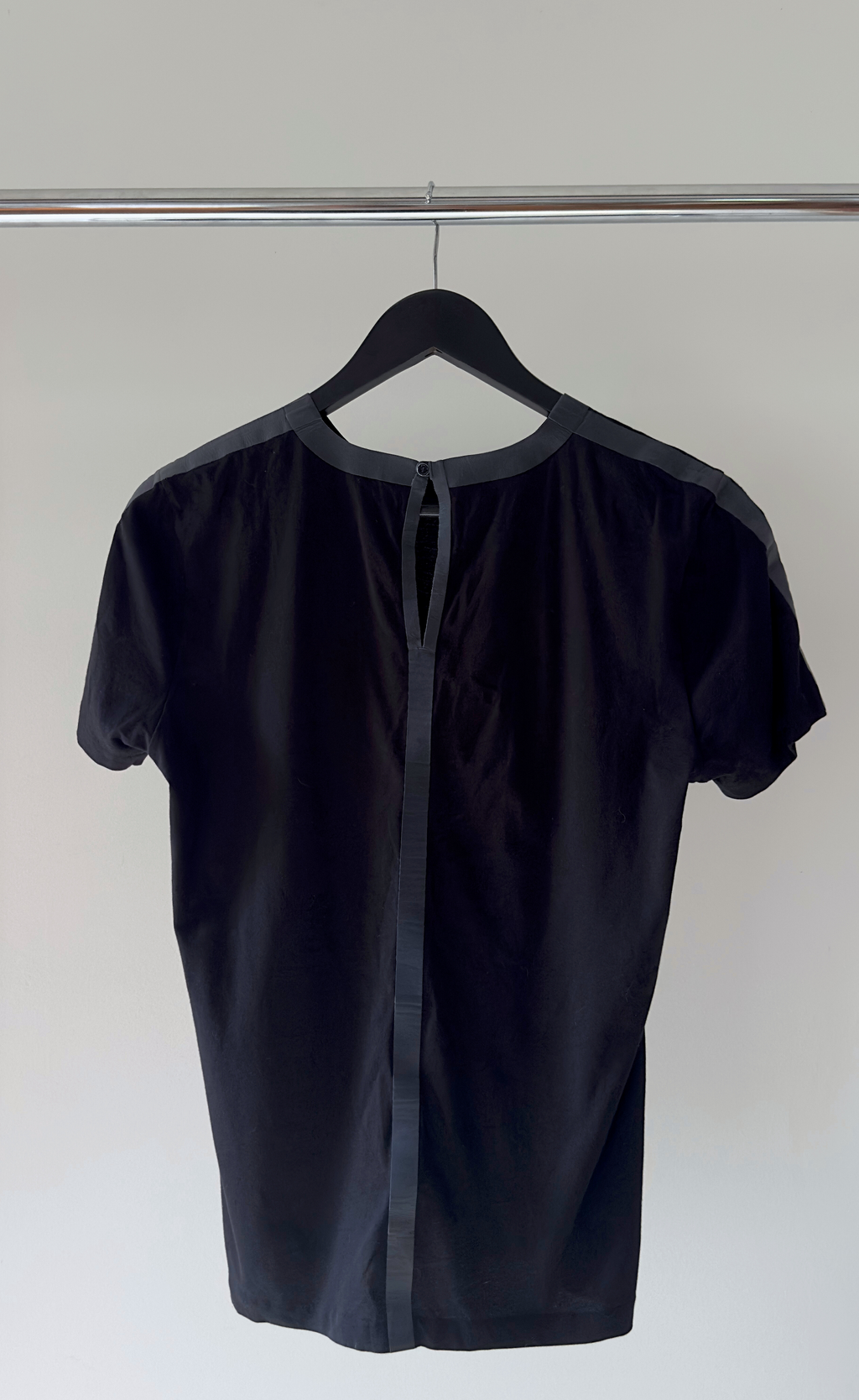 Balenciaga - Black T-shirt, size 8