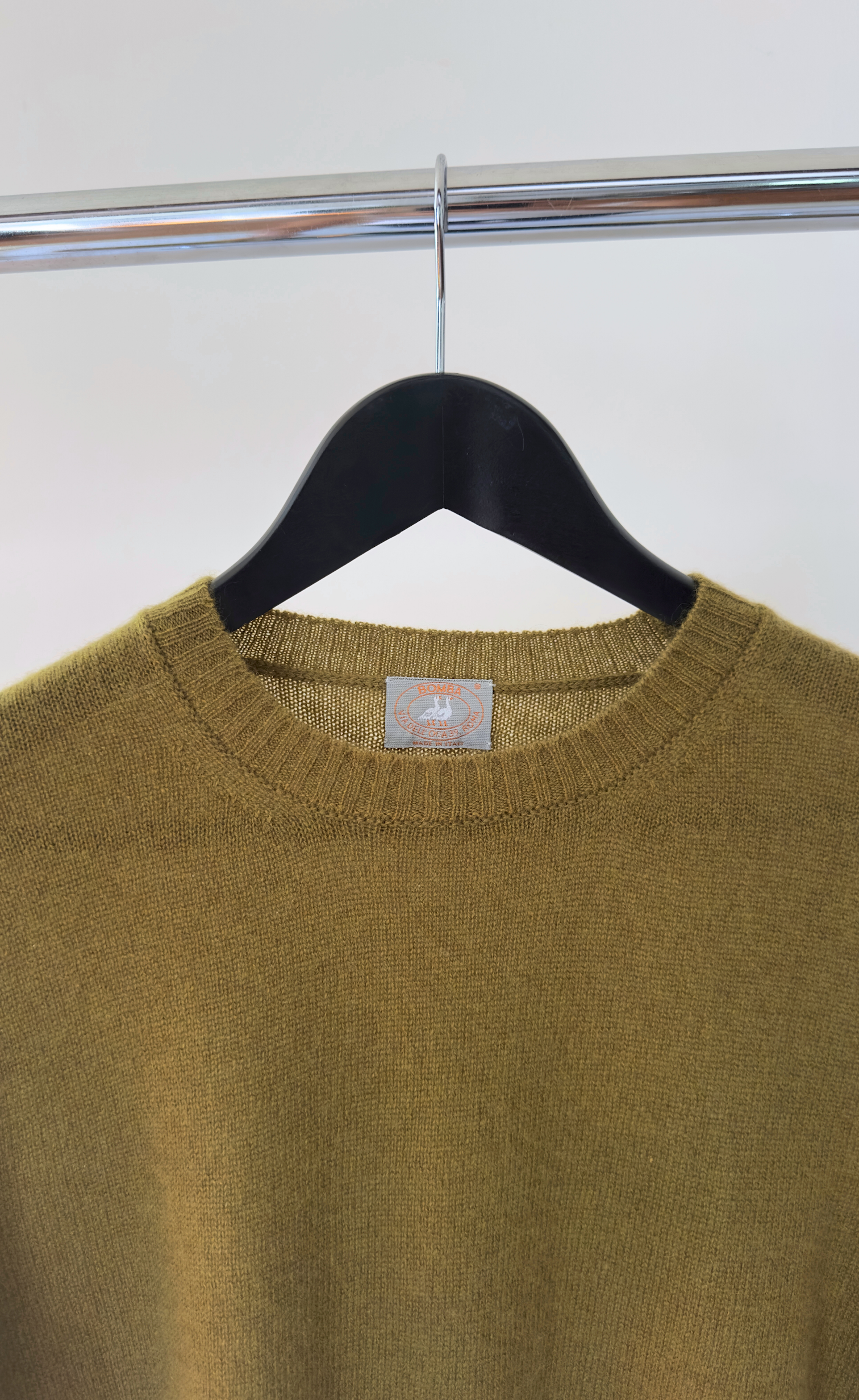 Bomba - Crew Neck cashmere Knit in Rich Olive, Size S